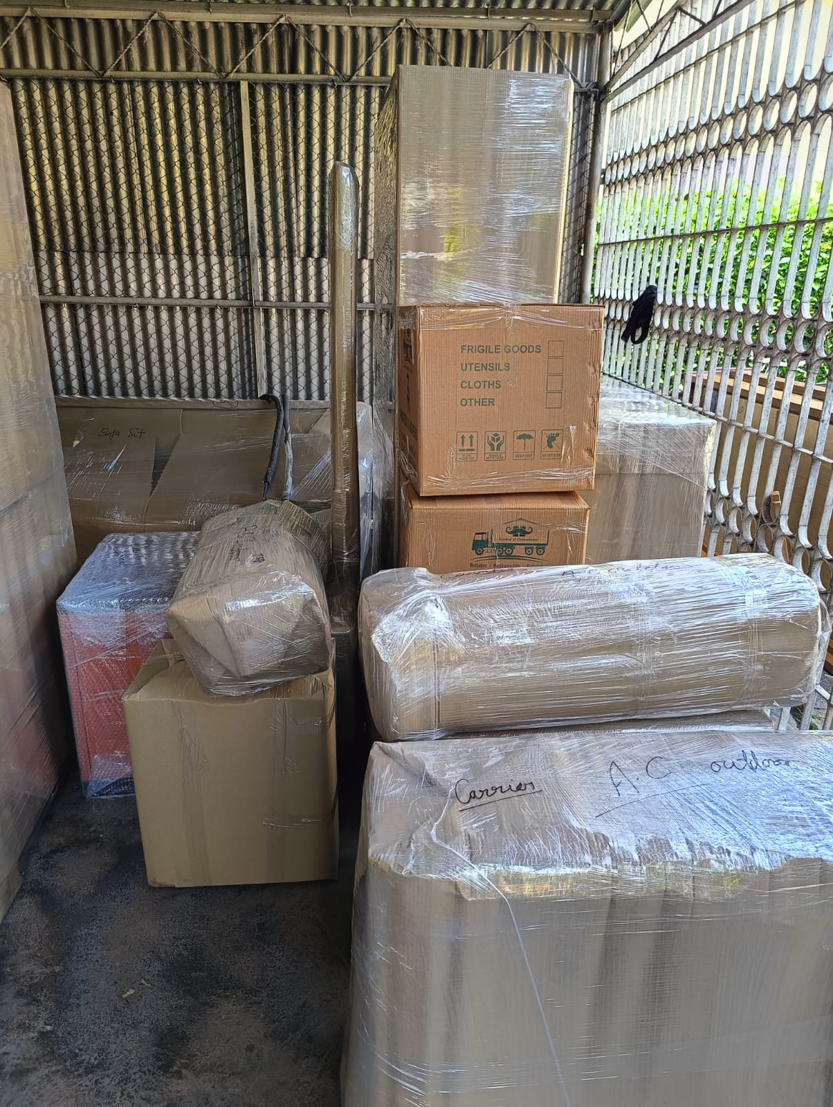 Dev Packers and Movers Images 32